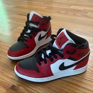 Original Air Jordan’s White, Red & Black 🤌🏼